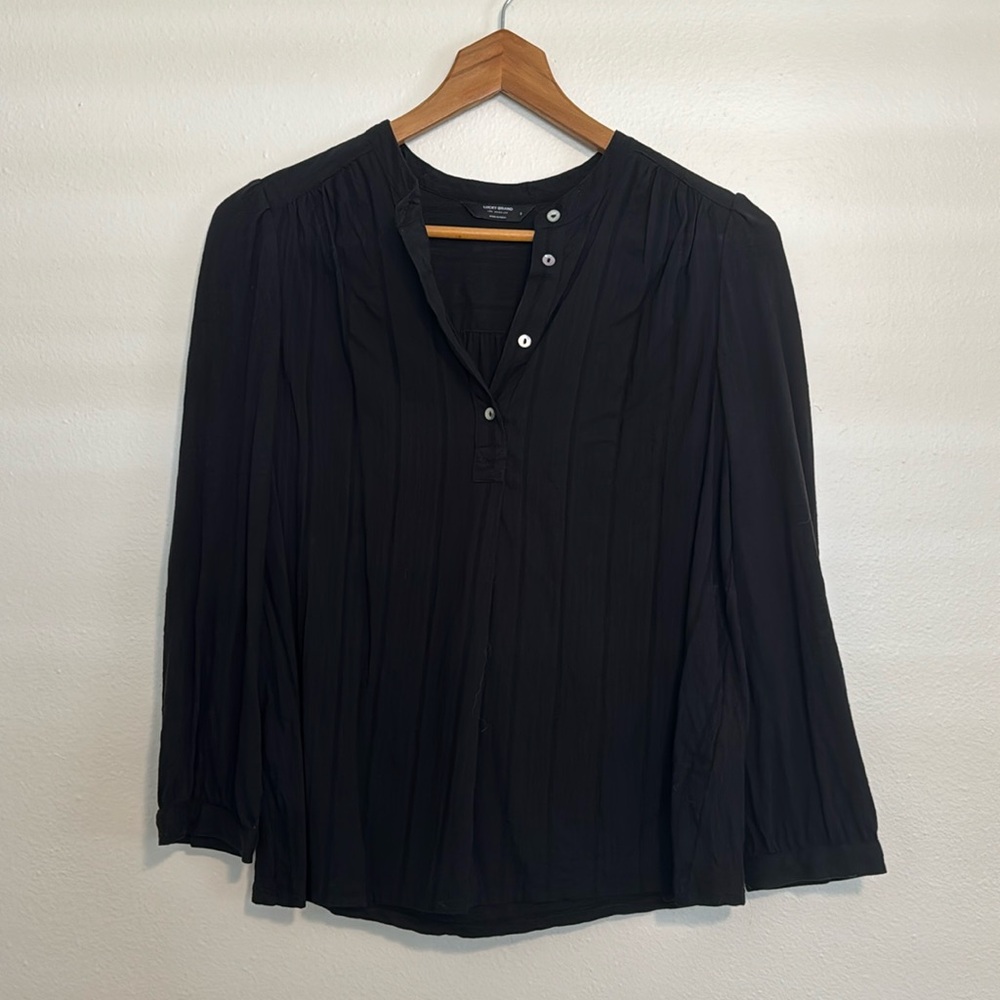 Lucky Brand Black V-Neck 3/4 Sleeve Blouse